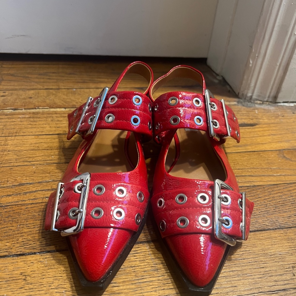 Steve Madden Graya Flat Red Women’s 8